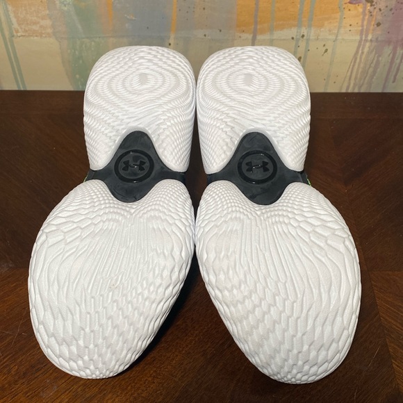 Under Armour Curry Flow Cozy Unreleased Colorway (Sample) M 9-10/W 10.5 - Picture 5 of 7